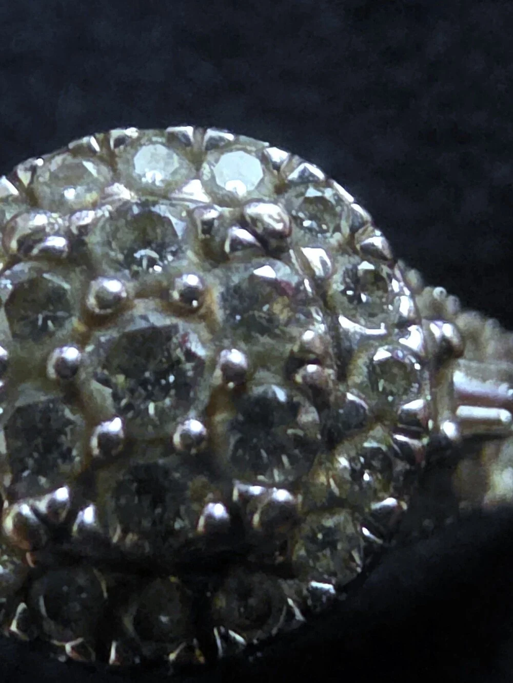 10k Diamond White Gold Ring